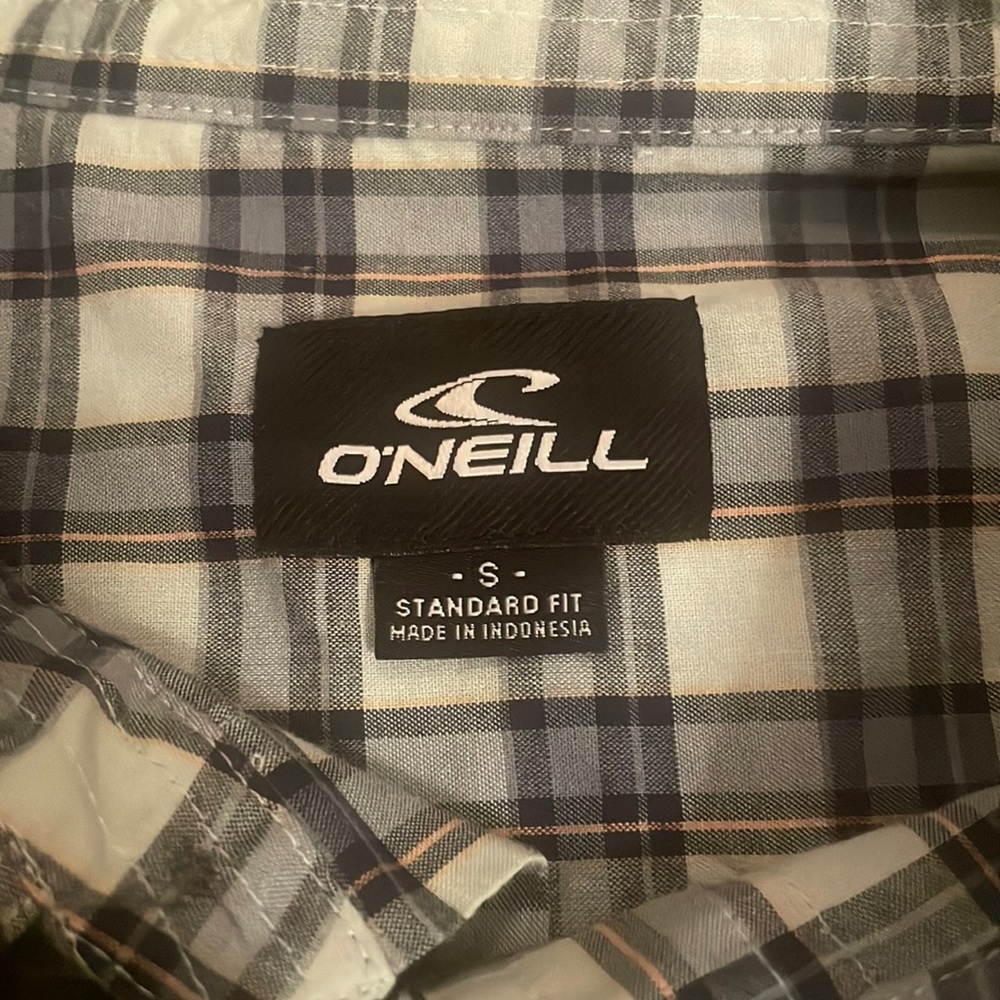 O’Neill Men’s Plaid Short Sleeve Button Down Shirt - Picture 5 of 5